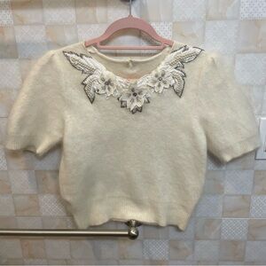 Vintage beaded Angora Cream Short Sleeve Sweater Small Holiday Flowered granny
